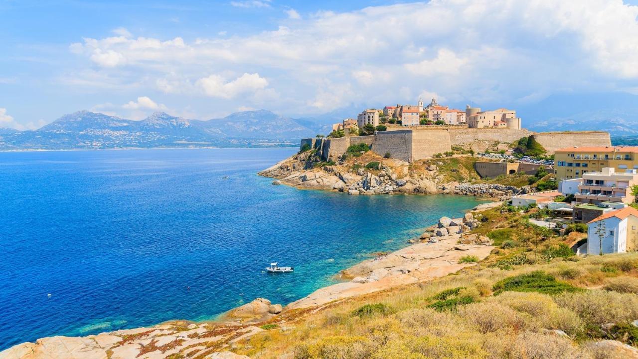 Camping La Cle Des Champs Calvi  Buitenkant foto